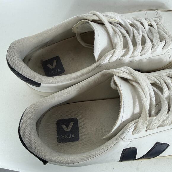 Veja Campo Sneakers Women's 7 White Leather Lace Up Low Top Athletic Shoes - Picture 9 of 10